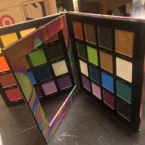 Beauty Bay Mitchell palette